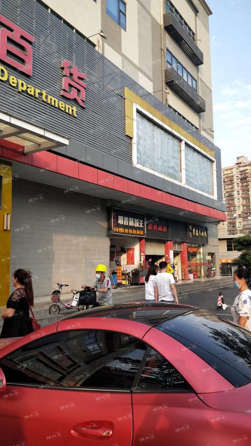 海南百货零售市场：一场业态革新与机遇并行的盛宴